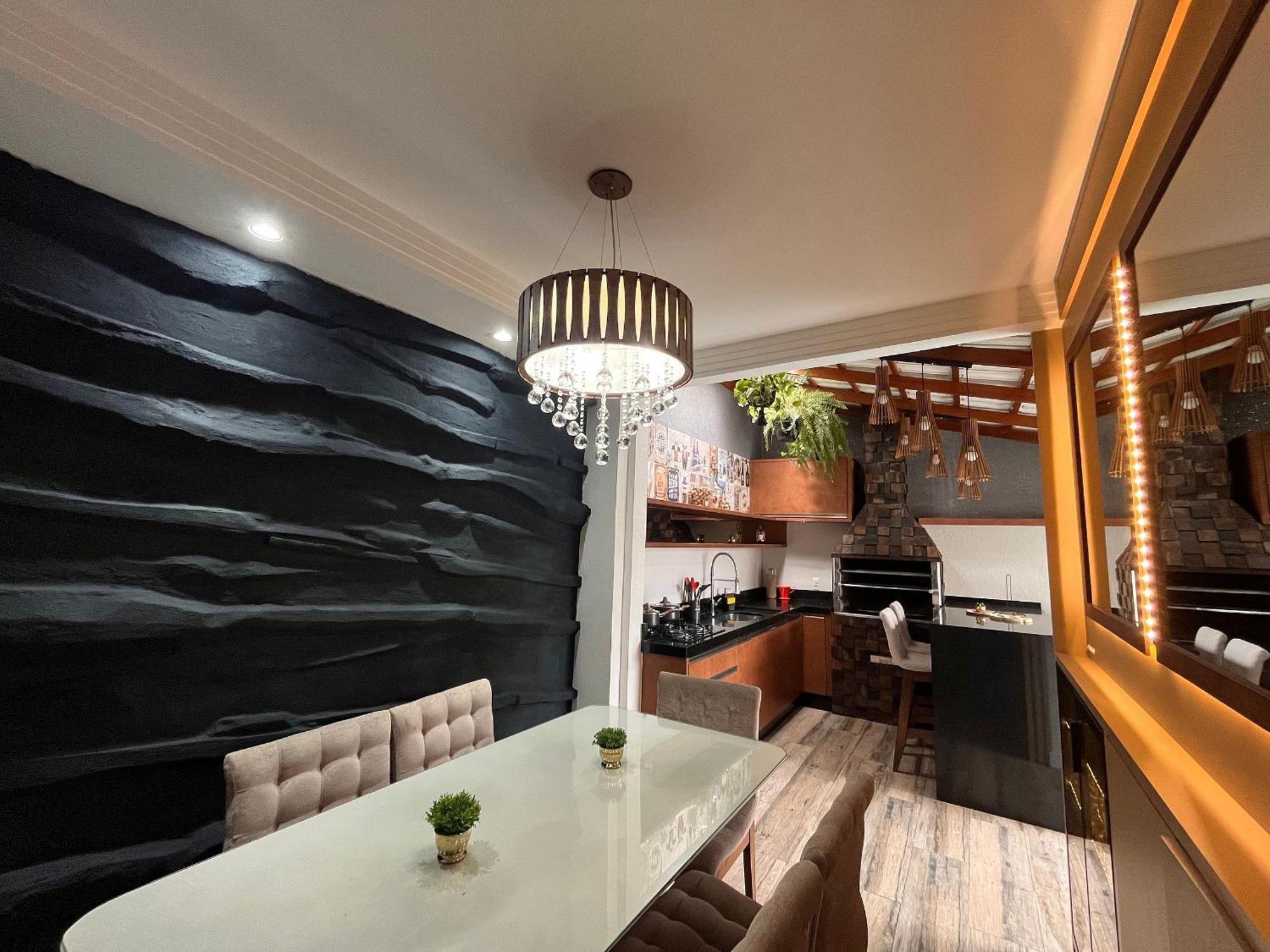 Casa de férias A Favorita Casa 15k Jacuzzi & Piscina Bc Balneario Camboriu
